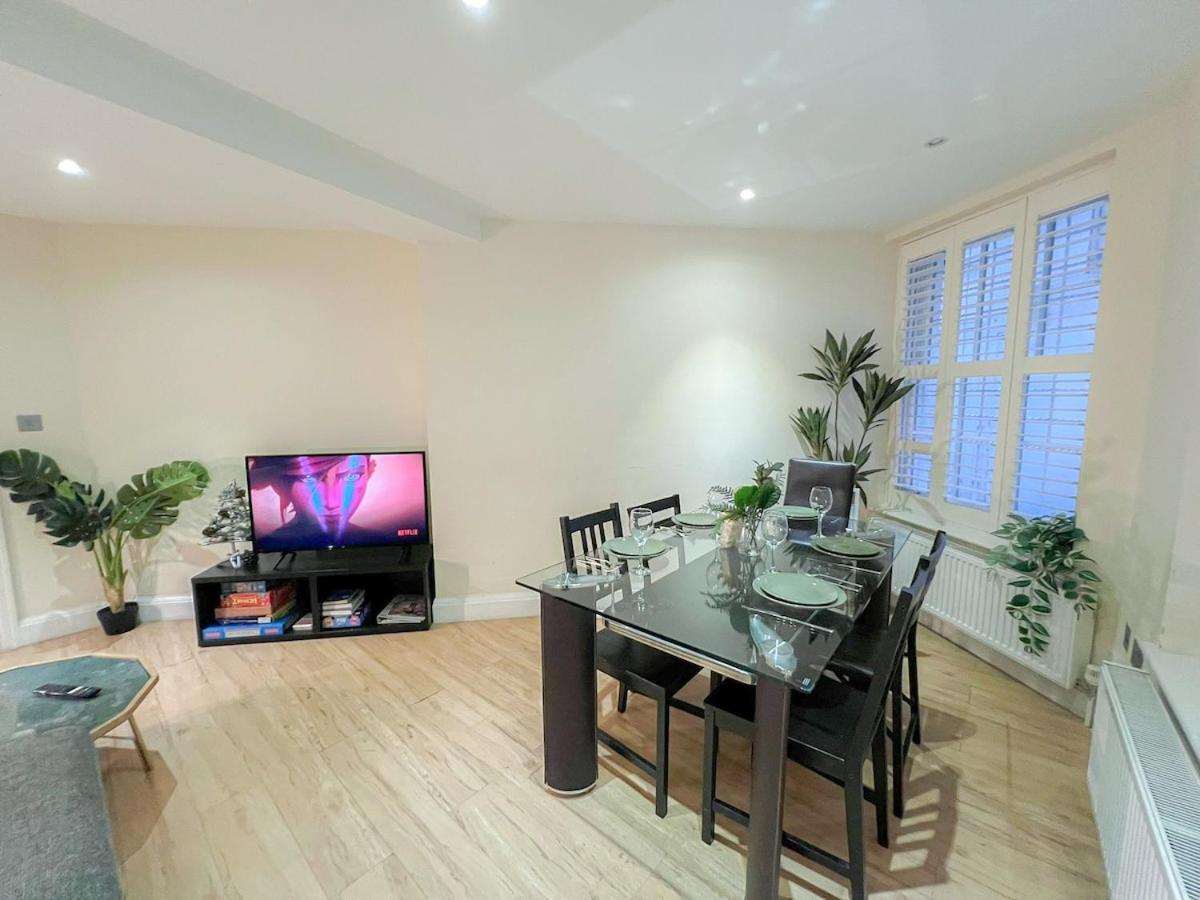 3 Bedroom With Private Terrace In Pimlico, Westminster, Victoria * Londres