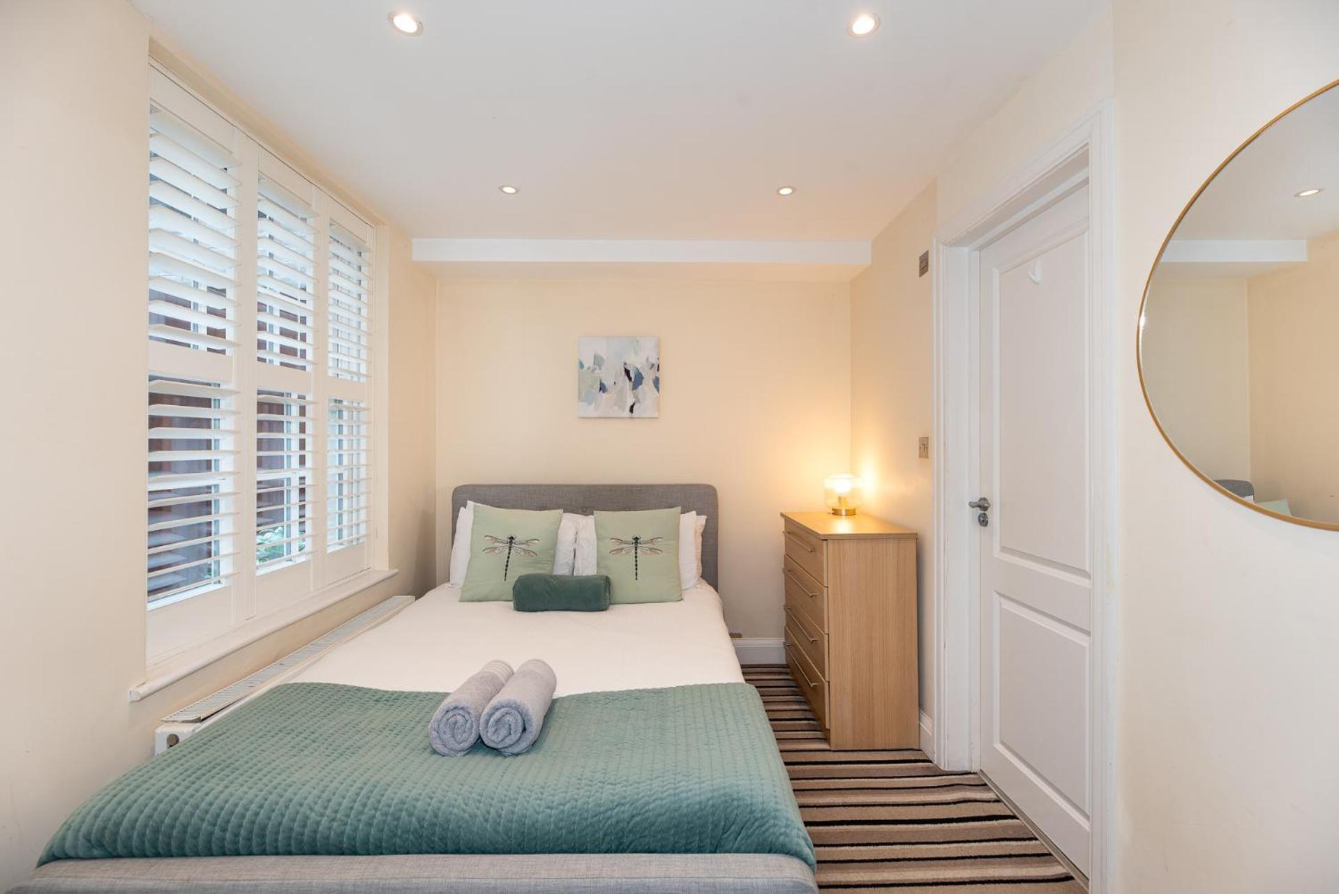3 Bedroom With Private Terrace In Pimlico, Westminster, Victoria * London